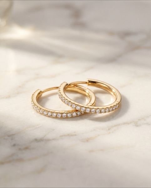 Jewelry ad creative — variant 4